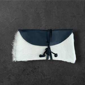 Vaalbara Wrap Pouch